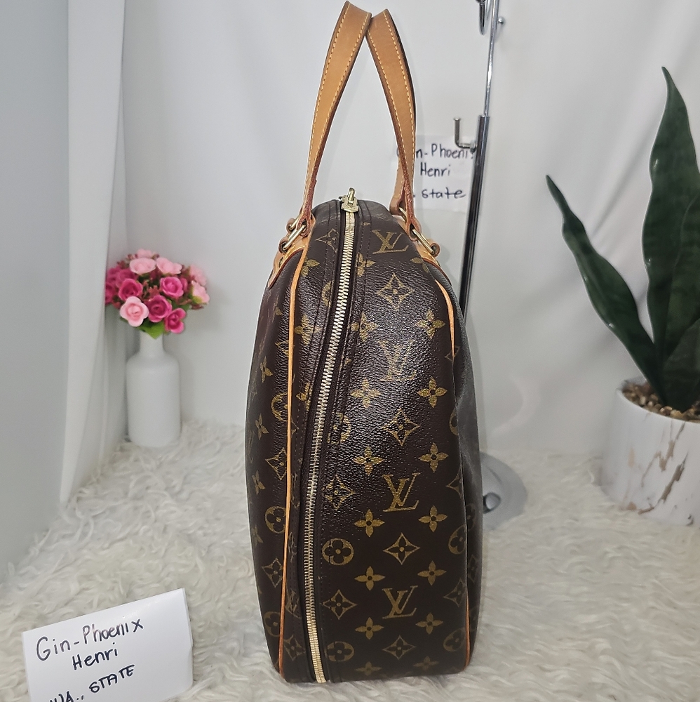 🔥😍 Beautiful Condition😍🔥 Authentic Louis Vuitton Monogram Excursion Bag - Picture 8 of 15
